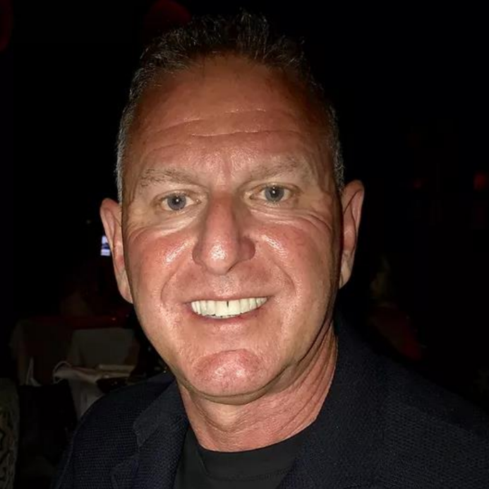 Dr. Robert Sachs, DDS